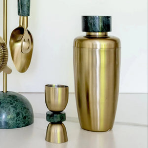 PRÉ-VENDA: Coqueteleira Dourada Detalhe Green Marble