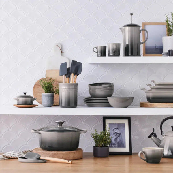 PRÉ-VENDA: Espátula Média de Silicone Flint Le Creuset Craft