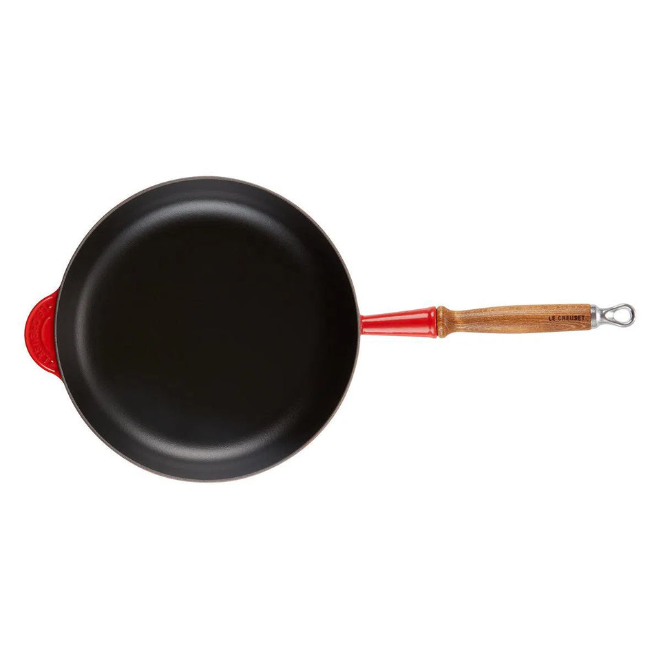 PRÉ-VENDA: Frigideira Sauté com Cabo de Madeira 28cm Vermelho Le Creuset