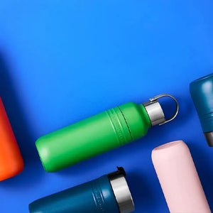 PRÉ-VENDA: Garrafa Térmica On The Go Bamboo Green 1L Le Creuset