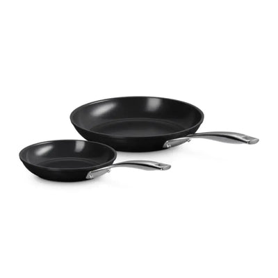 PRÉ-VENDA: Jogo 2 Frigideiras Rasas Antiaderente 24cm e 28cm ENSC Le Creuset