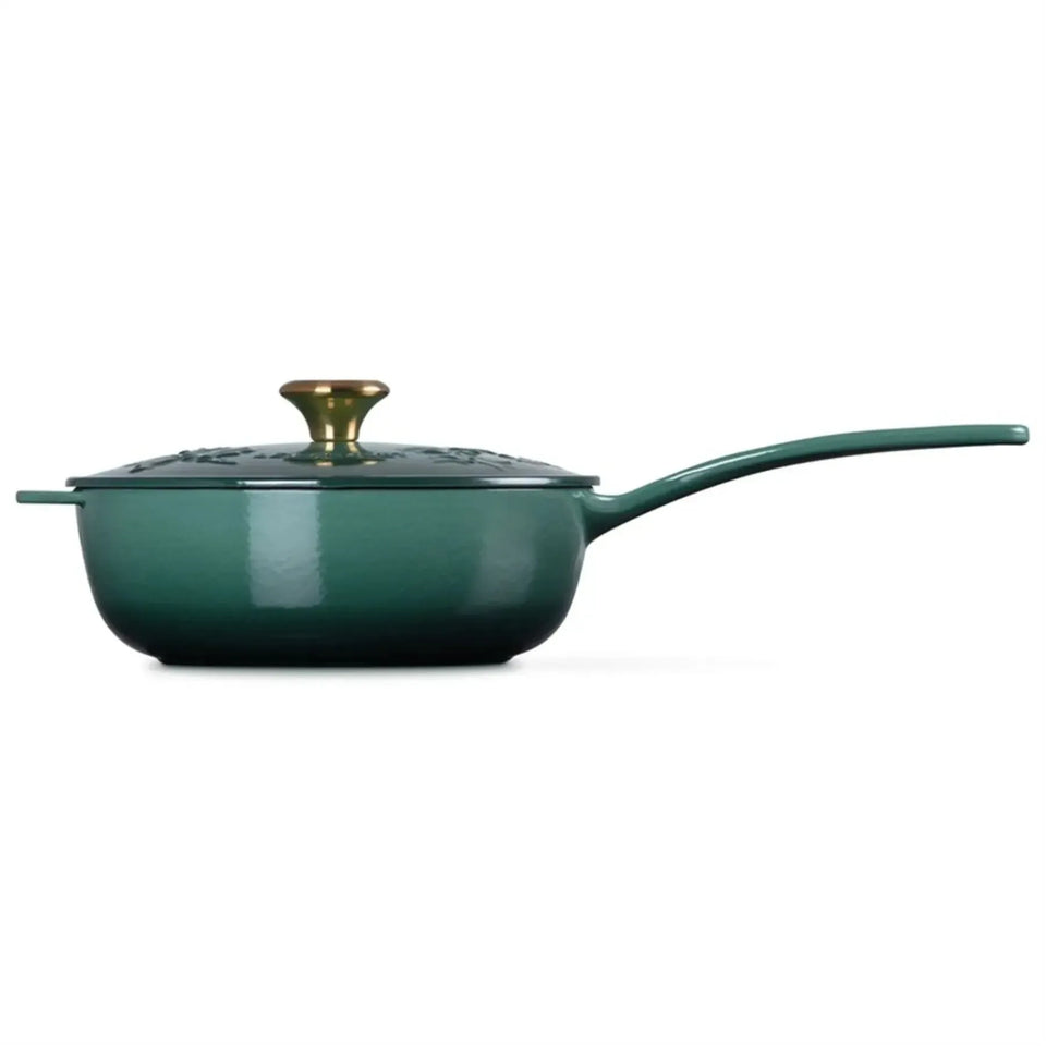 PRÉ-VENDA: Panela Le Creuset Sautese Artichaut com Pegador Dourado 21cm 2L Holly Collection