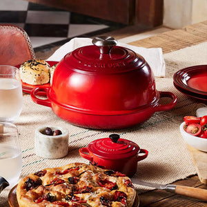 PRÉ-VENDA: Panela Le Creuset para Pão Signature 24cm Vermelha