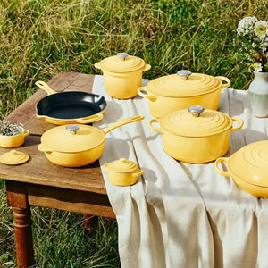 Panela Le Creuset Redonda Signature Camomille 4,2L 24cm