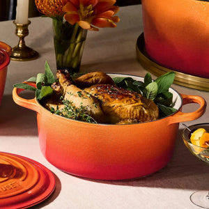 Panela Le Creuset Redonda Signature Flamme Dorée com Pegador Dourado 5,3L 26cm