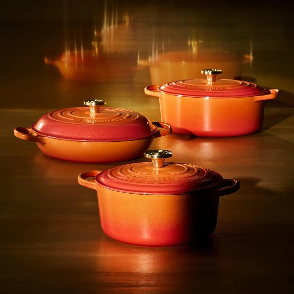 Panela Le Creuset Redonda Signature Flamme Dorée com Pegador Dourado 6,7L 28cm