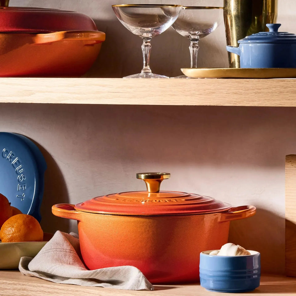 Panela Le Creuset Redonda Signature Flamme Dorée com Pegador Dourado 6,7L 28cm