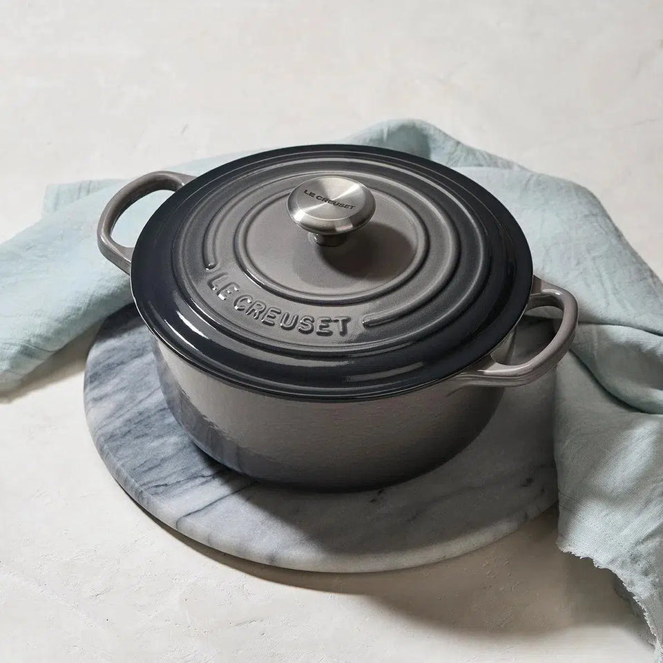 Panela Le Creuset Redonda Signature Flint 4,2L 24cm