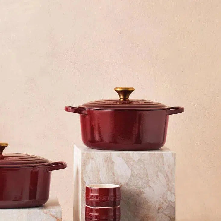 Panela Le Creuset Redonda Signature Rhone com Pegador Dourado 1,8L 18cm