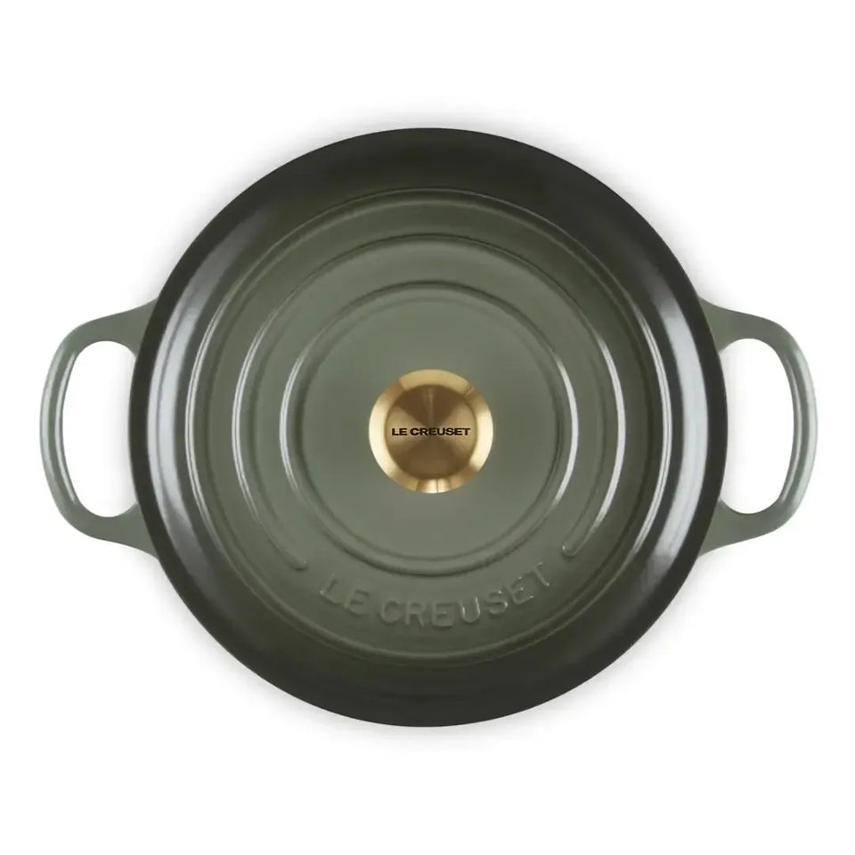 Panela Le Creuset Redonda Signature Thyme com Pegador Dourado 5,3L 26cm