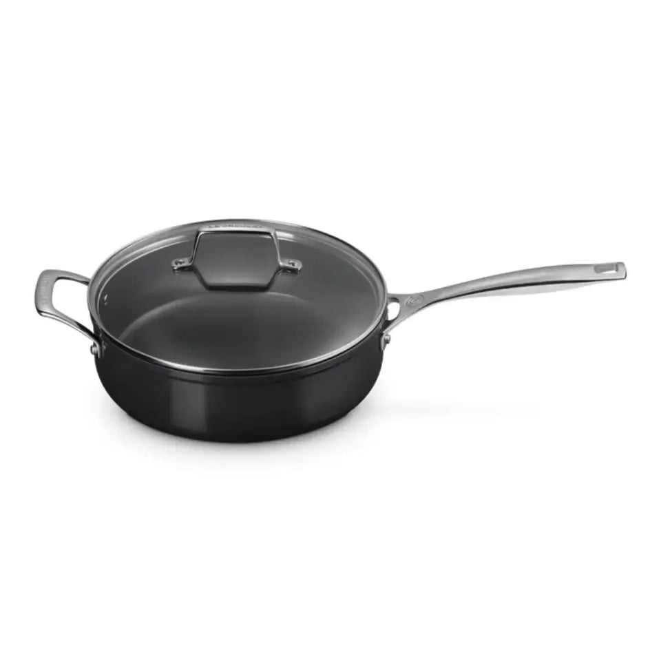 Panela Saute com Alça Antiaderente 26cm ENSC Le Creuset