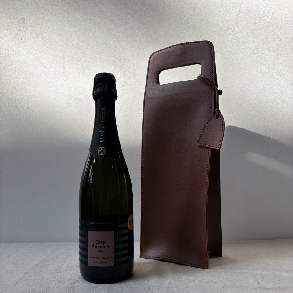 Porta Garrafa Simples Couro Ecológico Montana Marrom Atelier
