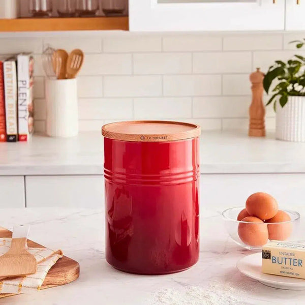 Pote Cerâmica com Tampa de Madeira Scandinavia Vermelho 1,9L Le Creuset