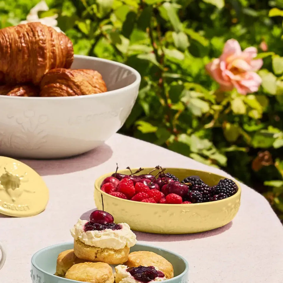 Prato Fundo Cerâmica 18cm Sphere Jardin Camomille Le Creuset