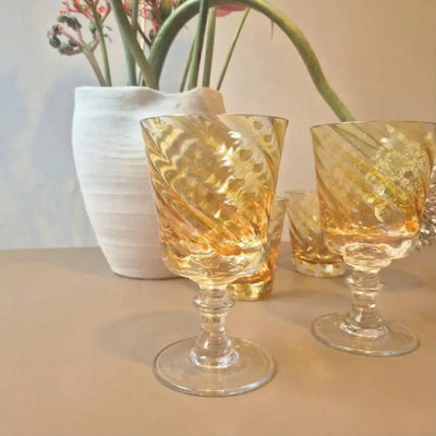 Taça Mozart em Puro Cristal para Água / Vinho Murano Colors Torcido Âmbar 450ml