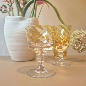 Taça Mozart em Puro Cristal para Sobremesa Murano Colors Torcido Âmbar 245ml