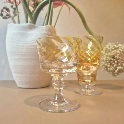 Taça Mozart em Puro Cristal para Sobremesa Murano Colors Torcido Âmbar 245ml