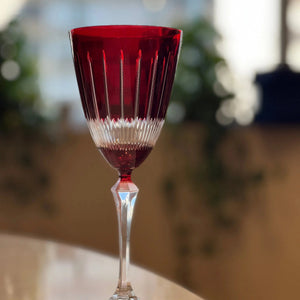 Taça para Água ou Vinho em Cristal Lapidado Bohemia Elizabeth Vermelho 350ml