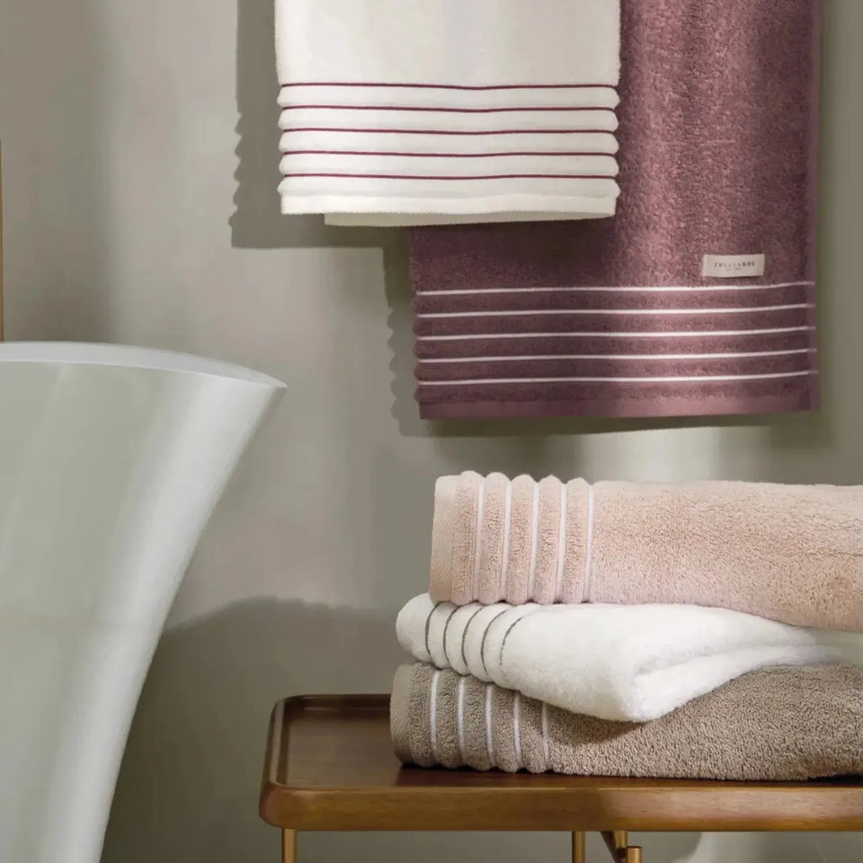 Toalha Banhão Palladio Branca / Marsala Trussardi