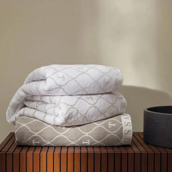 Toalha Banhão Speciale Branca / Bege Trussardi
