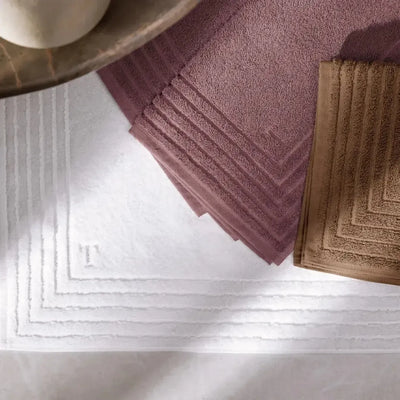 Toalha Piso Linee Vecchio Trussardi