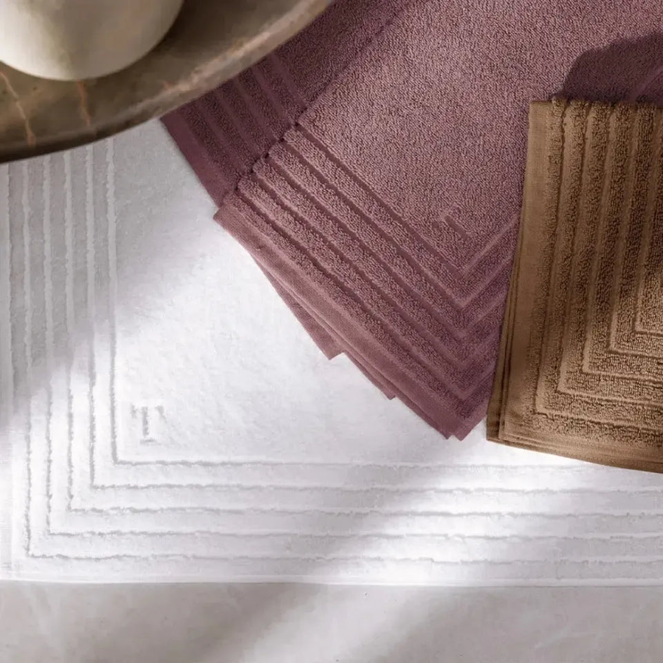 Toalha Piso Linee Vecchio Trussardi