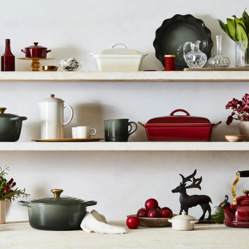 Travessa Redonda para Torta Cerâmica Heritage Thyme 23cm Le Creuset