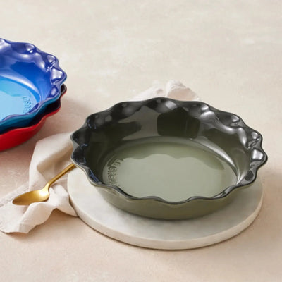 Travessa Redonda para Torta Cerâmica Heritage Thyme 23cm Le Creuset