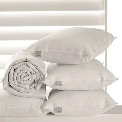 Travesseiro 233 Fios Percal 100% Pluma de Ganso Branco 50x70cm Trussardi