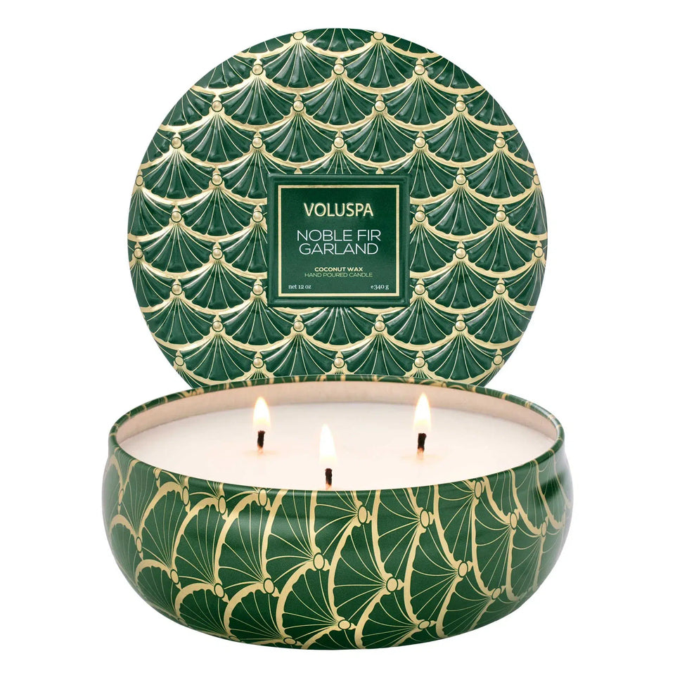 Vela Voluspa Lata 3 Pavios Noble Fir Garland 60 Horas