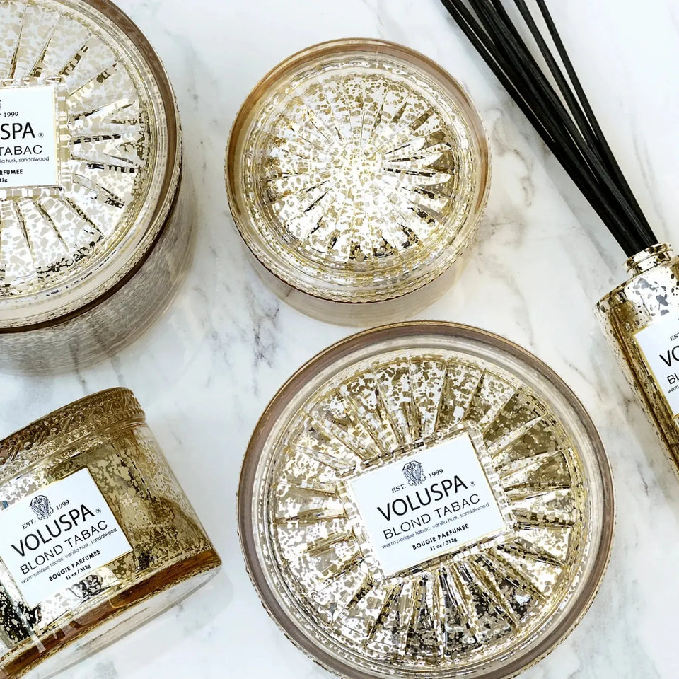 Vela Voluspa Pote de Vidro 3 Pavios Blond Tabac 150 Horas