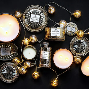 Vela Voluspa Pote de Vidro 3 Pavios Blond Tabac 150 Horas