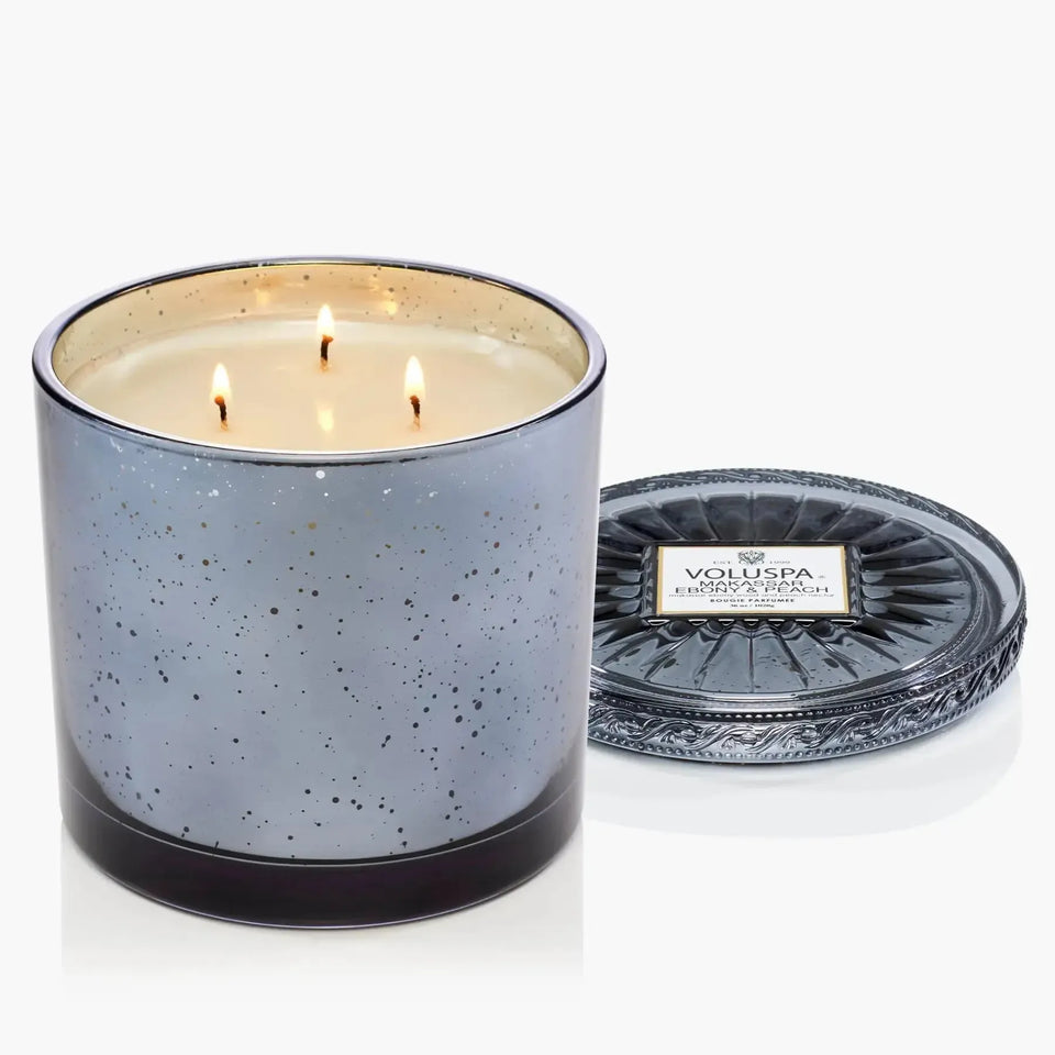 Vela Voluspa Pote de Vidro 3 Pavios Makassar Ebony e Peach 150 Horas