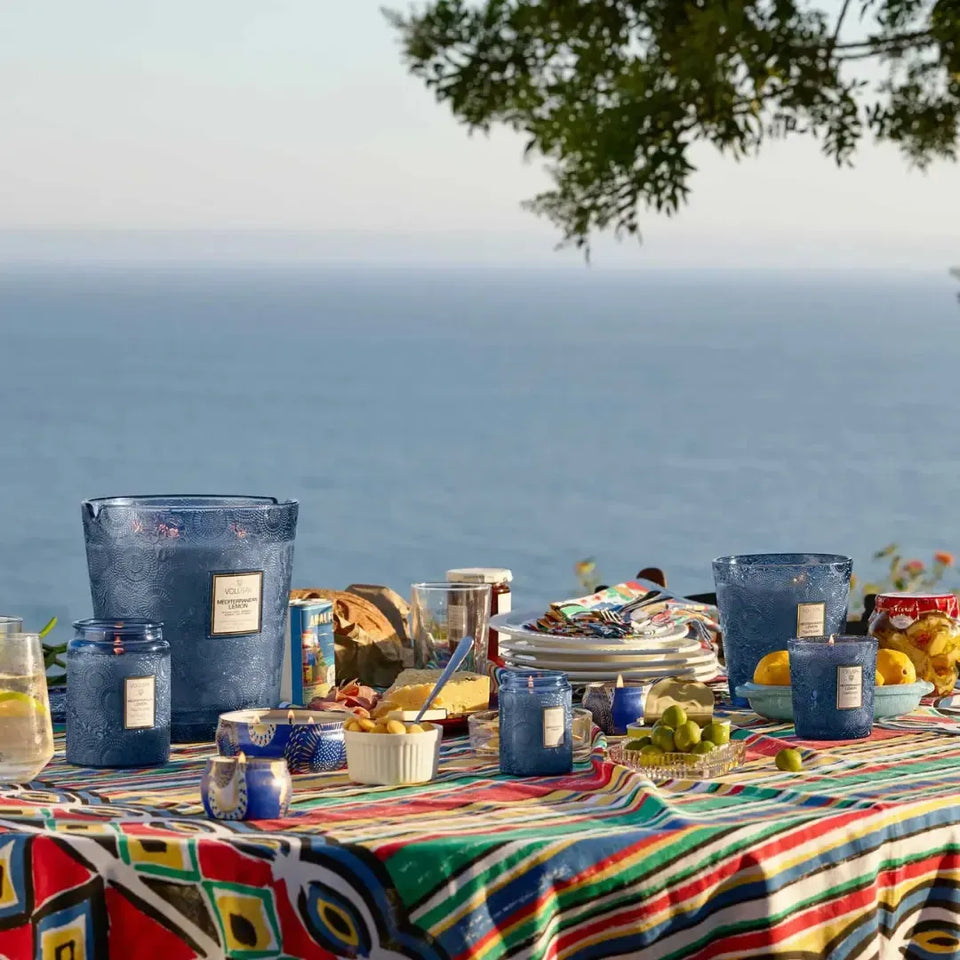 Vela Voluspa Vaso Pedestal 3 Pavios Mediterranean Lemon 80 Horas