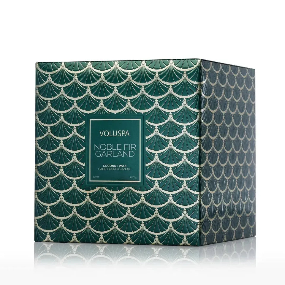 Vela Voluspa Vaso Pedestal 3 Pavios Noble Fir Garland 80 Horas