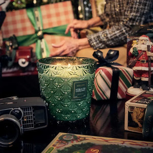 Vela Voluspa Vaso Pedestal 3 Pavios Noble Fir Garland 80 Horas