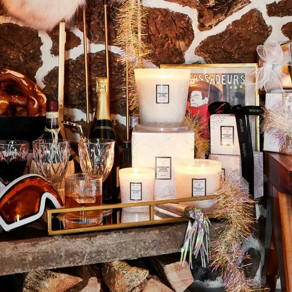 Vela Voluspa Vaso Pedestal 3 Pavios Sparkling Cuvee 80 Horas