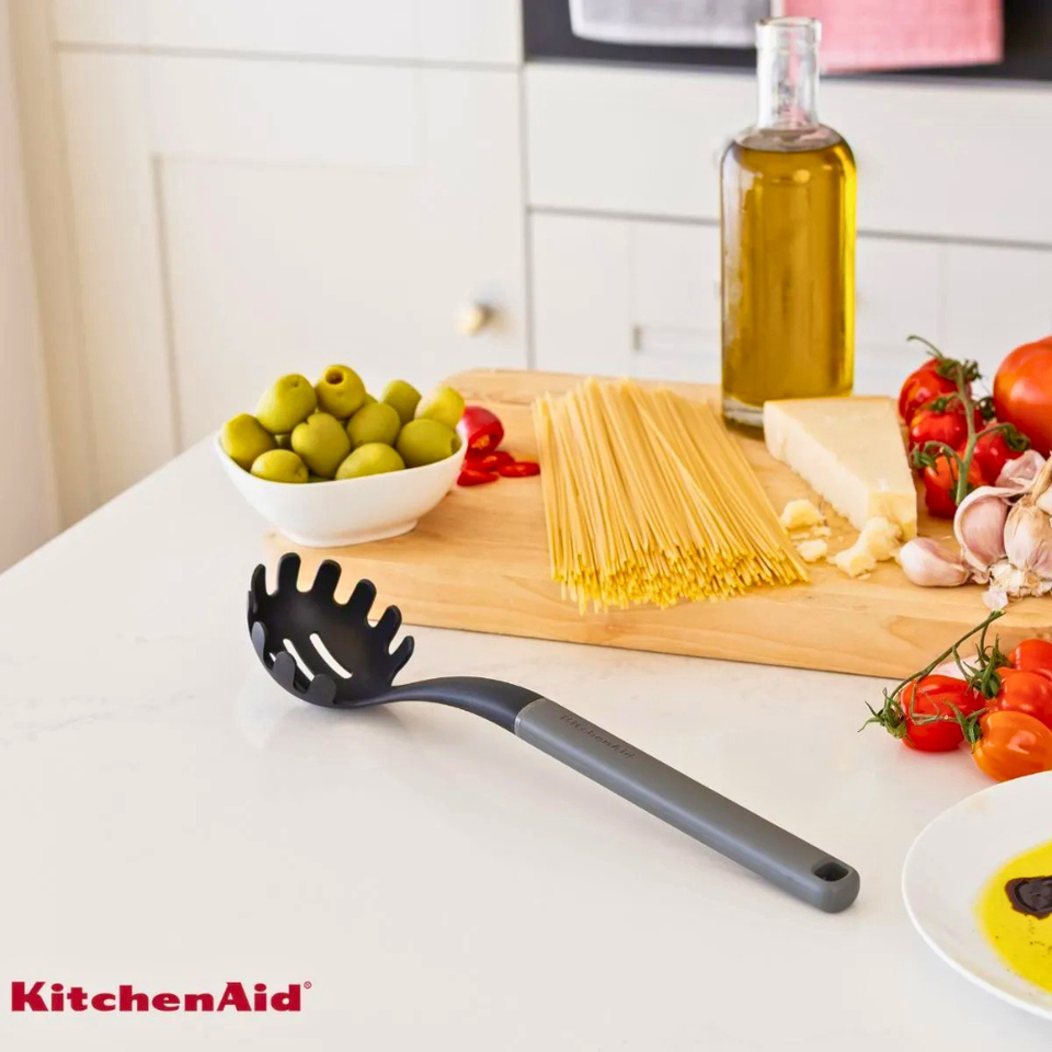Pegador Colher para Massa Macarrão Multiuso Cinza KitchenAid