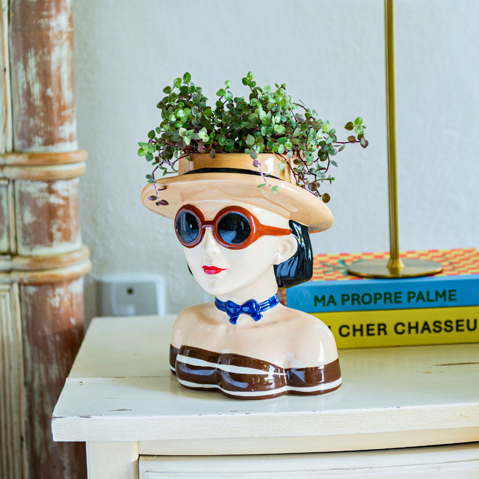 Vaso Mulher Chapéu Ceram 21cm Tuut