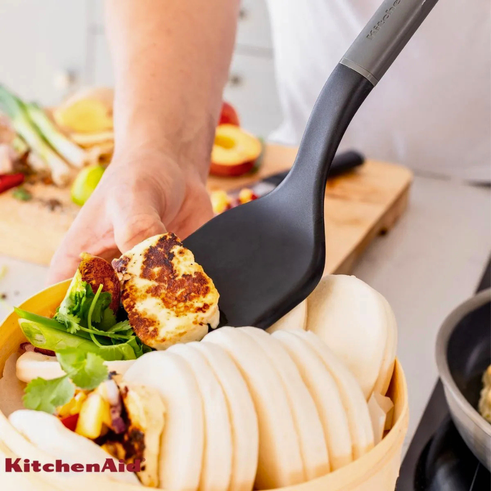 Espátula Turner Solida em Nylon Cozinha Cinza KitchenAid