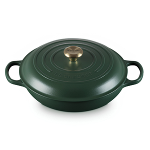 PRÉ-VENDA: Caçarola Buffet Signature Foret com Pegador Dourado 3,5L 30cm Le Creuset