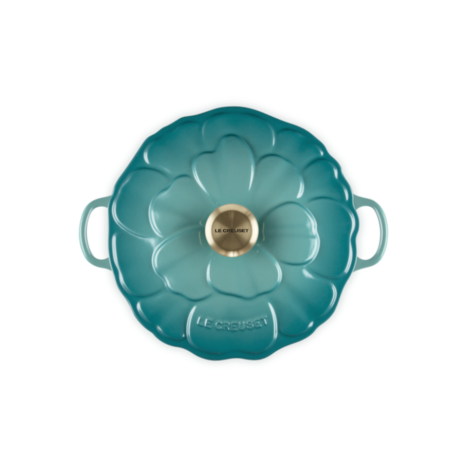 Caçarola Buffet Signature Petal Bleu Riviera com Pegador Dourado 2,2L 26cm Le Creuset