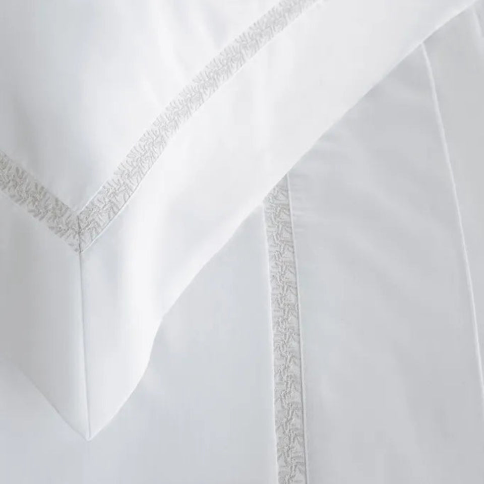 Jogo de Cama King 4 Pçs 300 Fios 100% Algodão Vitalle Branco / Rose Trussardi
