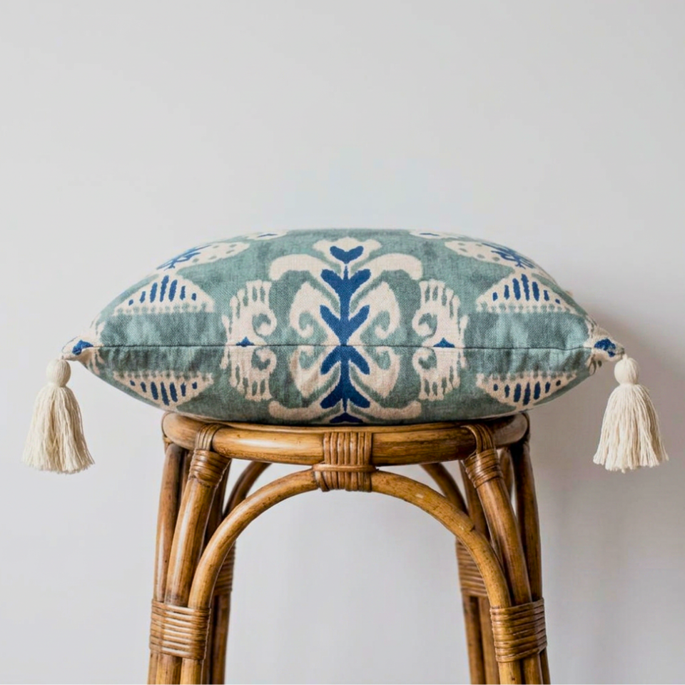 Almofada Linho 52X52 Ikat Verde Tassel