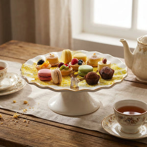 Porta Petit Four com Pé Cerâmica Ypê Amarelo com Filete de Ouro Scalla