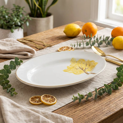 Travessa Pequena Cerâmica Ypê Amarelo com Filete de Ouro 33x24cm Scalla