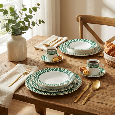 PRÉ-VENDA: Aparelho de Jantar Grecco 42 Pçs Porcelana Verde com Filete Dourado  L'Hermitage