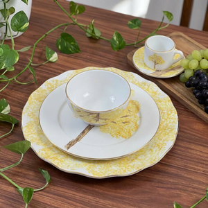 Sousplat Cerâmica Ypê Amarelo com Filete de Ouro 33cm Scalla