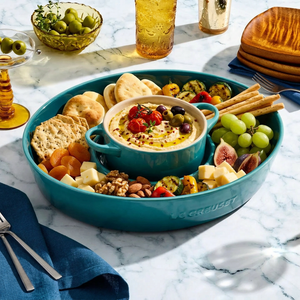 Kit Prato para Aperitivo 34cm Bleu Riviera + 4 Mini Cocotte 10cm Bleu Riviera Le Creuset