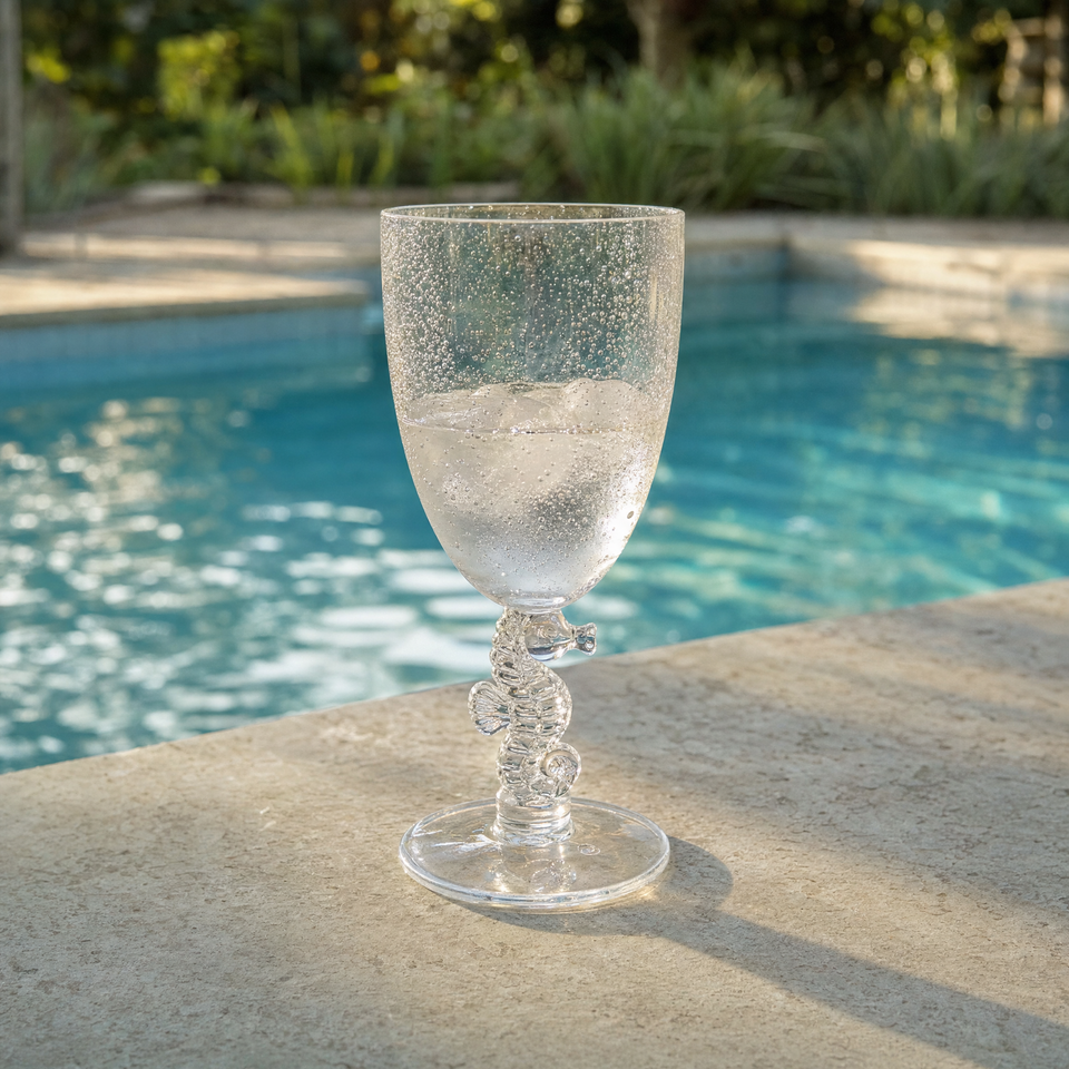 Taça Acrílico Detalhes Cavalo Marinho e Bolhas Transparente 350ml